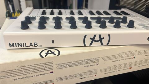 Arturia MiniLab mkII