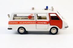 RAF-22031 (2203) Latvia Ambulance 1:43 Agat Mossar Tantal