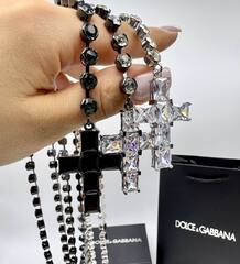 Колье галстук DOLCE&Gabbana с кристаллами и подвеской крест