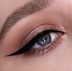 RELOUIS Тени жидкие сатиновые Satin Liquid Eyeshadow т.22 Bronze N'Rose