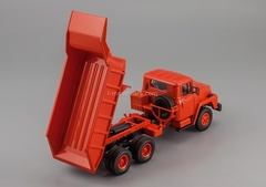 KRAZ-251 dump 1979-1981 red 1:43 Nash Avtoprom