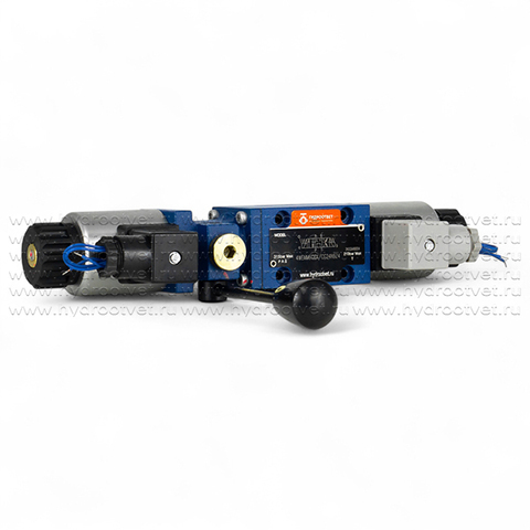 Фото 4WEMM6G6X/CG24N9Z4 - Гидрораспределитель золотниковый Ду6 с электрическим и ручным управлением от рычага, схема G (64), электроуправление G24, возврат - пружинный