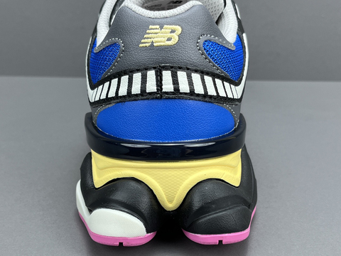 New Balance 9060 'Blue Oasis Real Pink' 