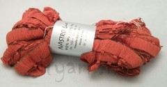 цвет 42911 / кораллово-красный с тёмными краями и золотистым люрексом
