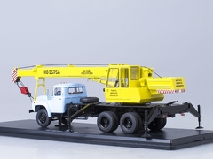 ZIL-133GYa KS-3575A Truck Crane yellow-blue Start Scale Models (SSM) 1:43