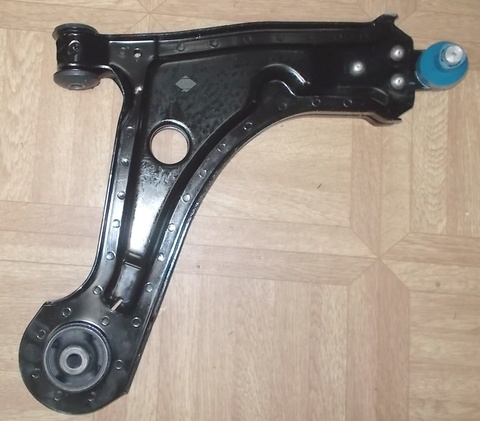 РЫЧАГ ПЕРЕДНИЙ ПРАВЫЙ LACETTI, GENTRA GROG