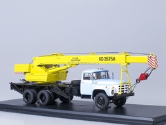 ZIL-133GYa KS-3575A Truck Crane yellow-blue Start Scale Models (SSM) 1:43