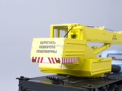 ZIL-133GYa KS-3575A Truck Crane yellow-blue Start Scale Models (SSM) 1:43
