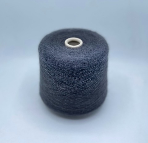 Industria Italiana (пр.Италия),art-Cecile 1500м/100гр, 19% альпака, 19% меринос, 37% вискоза, 25% полиамид, цвет-Металл. арт-29134