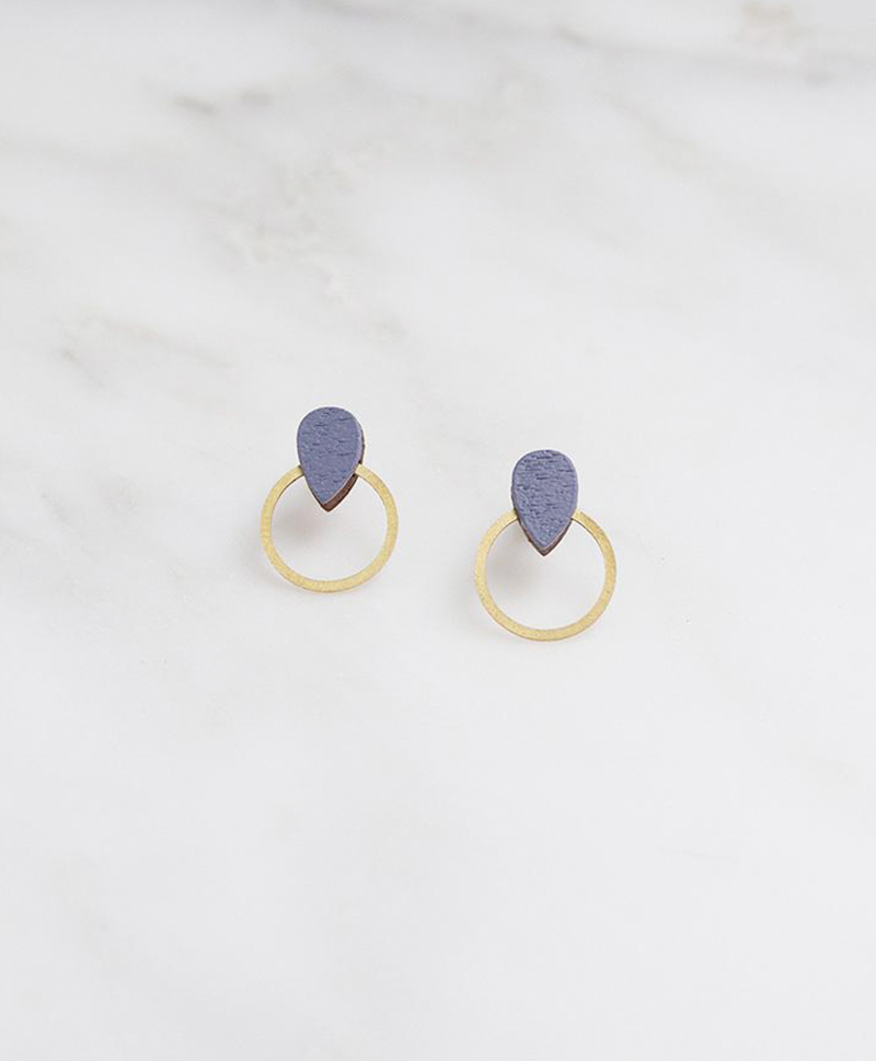 Серьги Raindrop Hoop Studs in Blueberry