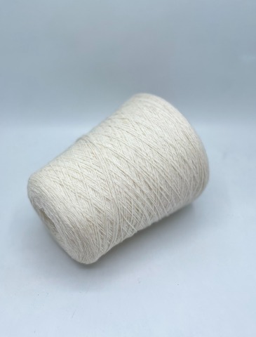 Бобинная пряжа (пр.Италия),750/100гр, 100% Шерсть, цвет-Молочный. арт-34482