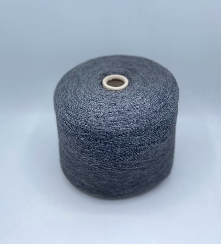 New Mill (пр.Италия),art- Velox 1450м/100гр,40% меринос, 10% кашемир, 25% вискоза, 25% полиамид. Цвет-Графит(555/917), арт.30675