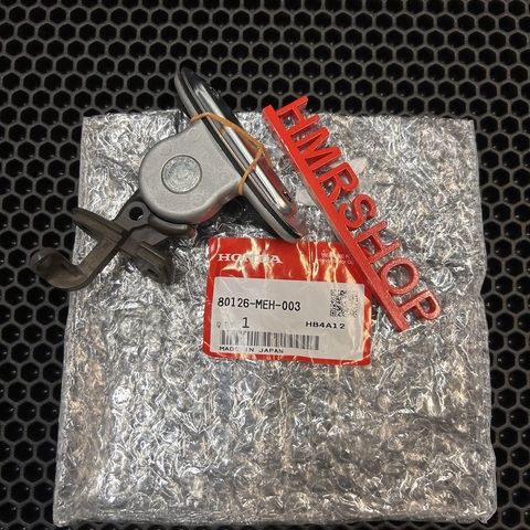 Honda Кронштейн зеркала NSA700 DN-01 левый 80126-MEH-003