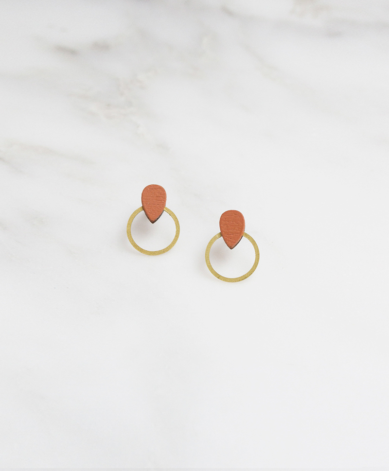 Серьги Raindrop Hoop Studs Burnt Orange