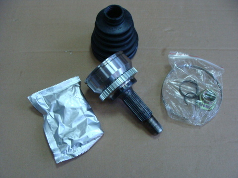 шрус наружный шлица Geely Emgrand CVT 1.8 (26*23)  1064001977