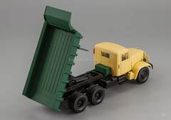 KRAZ-256B dump 1966-1969 yellow-green 1:43 Nash Avtoprom