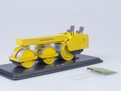 Road Roller DU-49 orange Start Scale Models (SSM) 1:43