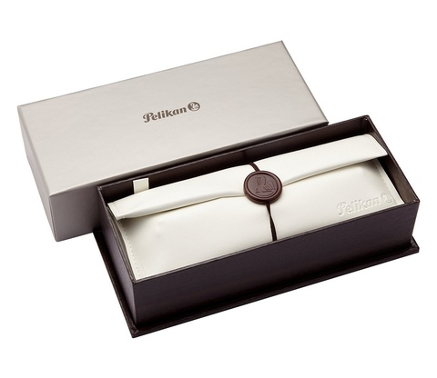 Ручка перьевая Pelikan Souverän® M1000 Black GT, EF (987370)