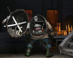 Фигурка NECA Universal Monsters x TMNT: Ultimate Leonardo as The Hunchback