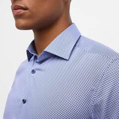 Сорочка мужская Eterna Slim Fit 4002-F170-16 с сине-голубым принтом
