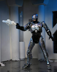 Фигурка NECA Robocop: Robocop Battle-Damaged w/ Chair