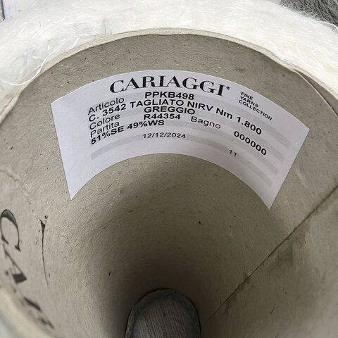 Травка кашемир на шелке CARIAGGI NIRVANA TAGLIATO 180 белый молочный