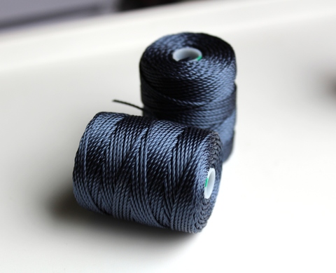 Нитки C-Lon cord tex 400 (0,9мм) Индиго