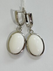 Овал Д  (серьги из серебра)