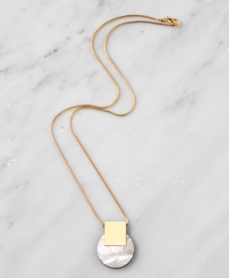 Подвеска Sol Necklace Mother of Pearl