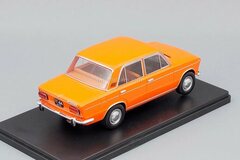 VAZ-2103 Zhiguli Lada 1500 1:24 Legendary Soviet cars Hachette #13