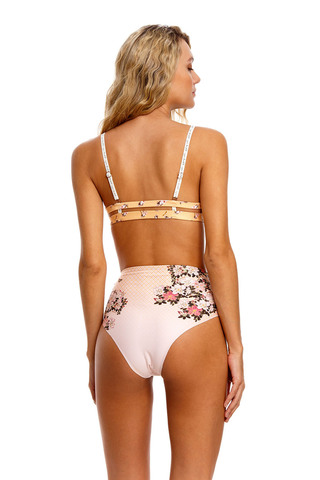 Двусторонние плавки 7136 Alicia Zola, украшенные изящным тоненьким пояском. С бесшовной fusion-обраб