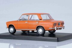 VAZ-2103 Zhiguli Lada 1500 1:24 Legendary Soviet cars Hachette #13