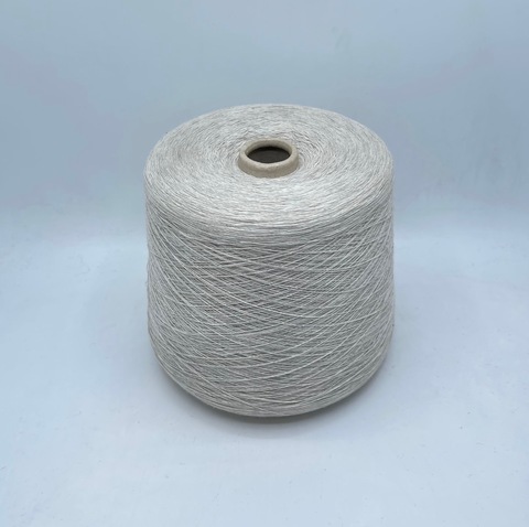 New Mill (пр.Италия),art- Velox 1450м/100гр,40% меринос, 10% кашемир, 25% вискоза, 25% полиамид. цвет-Светло-серый меланж , арт.32017