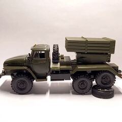 Ural-4320 BM-21 Grad multiple launch rocket system (MLRS) Elecon 1:43