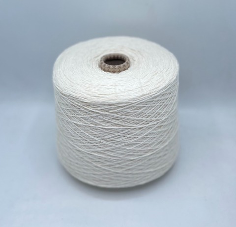 Бобинная пряжа (пр.Италия), art.Selene ,2/700 350м/100гр.70% Меринос, 20% Шелк, 10% Лен, цвет-Молочный , арт-32207