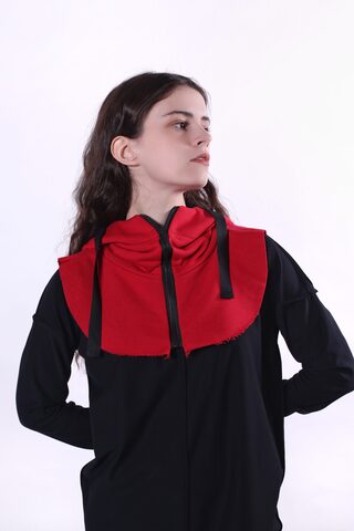 Капор с молнией
