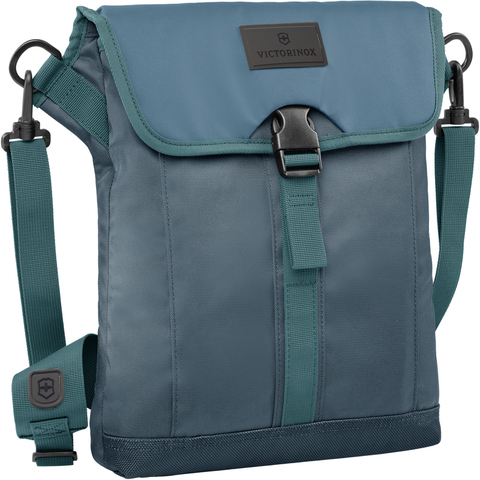 Сумка Victorinox Altmont 3.0, зеленая, 27x6x32 см, 5 л (601814)