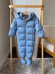 Пуховый комбинезон Moncler, 74
