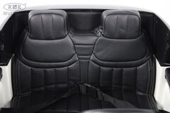 Range Rover Y999YY 4WD (Полноприводный, двухместный)