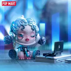 Случайная фигурка POP MART. Skullpanda: City of Night