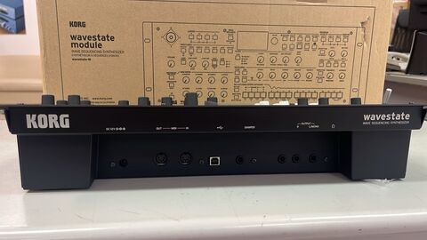 Модуль синтезатора KORG WAVESTATE MODULE (без клавиатуры)
