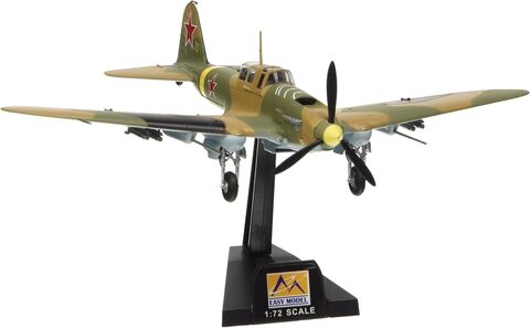 Модель Советский Штурмовик IL-2M3 масштаб 1:72