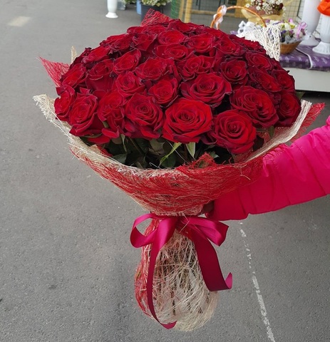 Букет из 51 розы (Бордо)