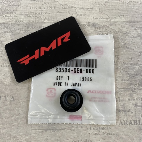 Honda Втулка резиновая 83504-GE0-000
