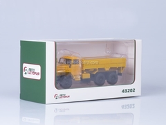 Ural-43202 board 6x6 wooden platform tires O-47A AutoHistory 1:43