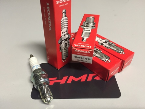 Honda Свеча зажигания CR7EH-9 ST1300 CTX 1300 98059-57916