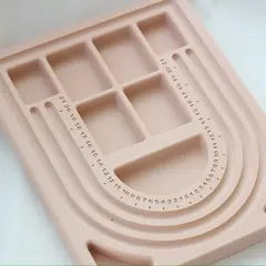 Планшет для сборки колье, 20*25*1,5 см, ячейки 9 мм, Цвет в ассортименте