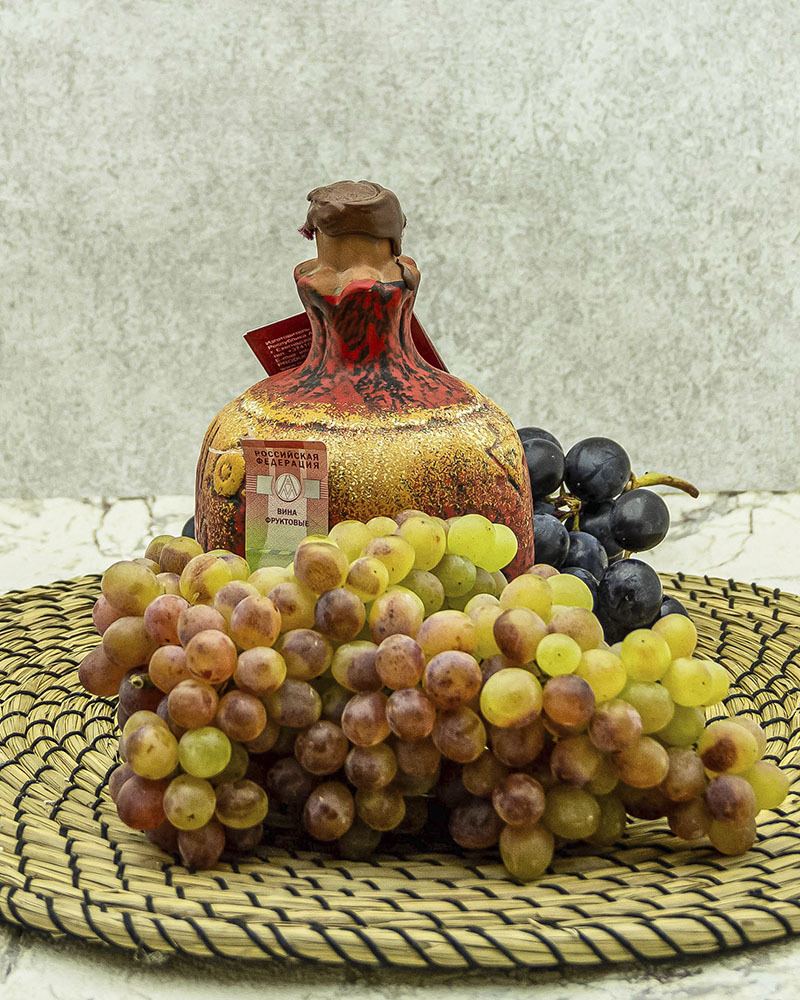 Вино Maran Winery М.Параджанов Фруктовое Гранатовое Сухое в Кувшине 2018 г.у. 12,5 % 0,5 л