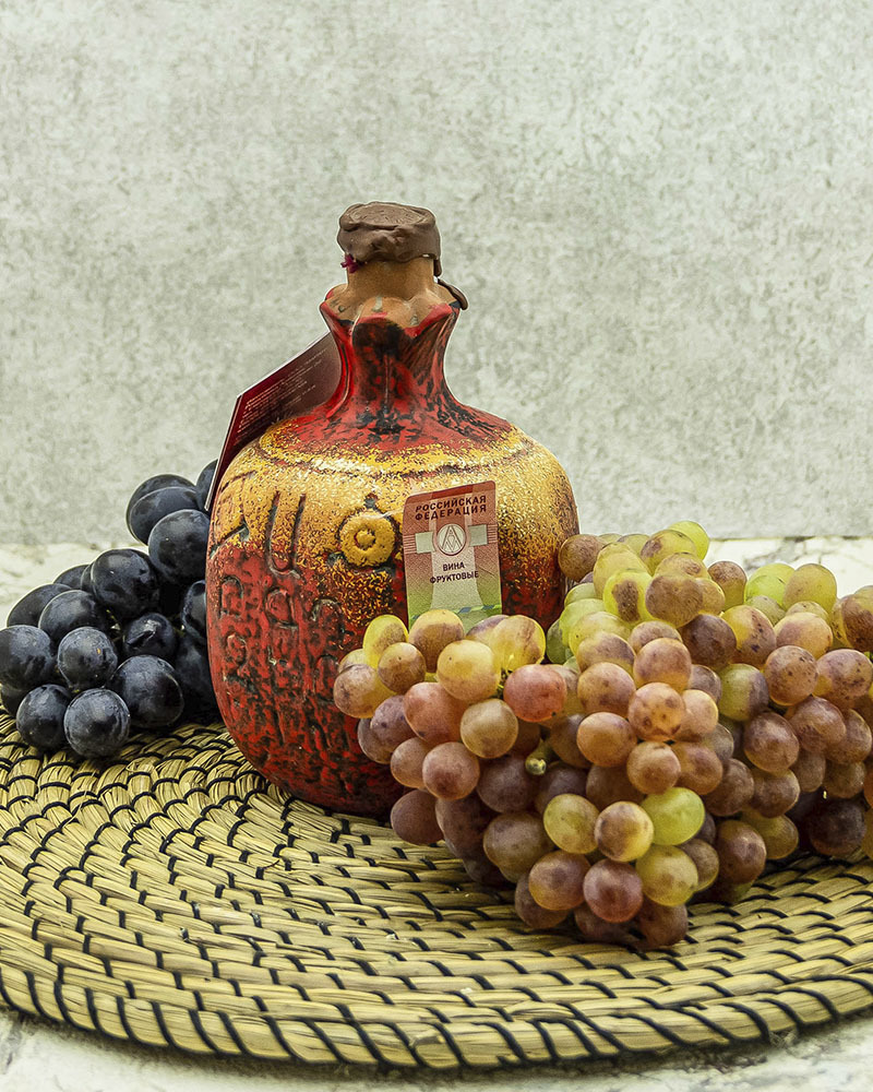 Вино Maran Winery М.Параджанов Фруктовое Гранатовое Сухое в Кувшине 2018 г.у. 12,5 % 0,5 л