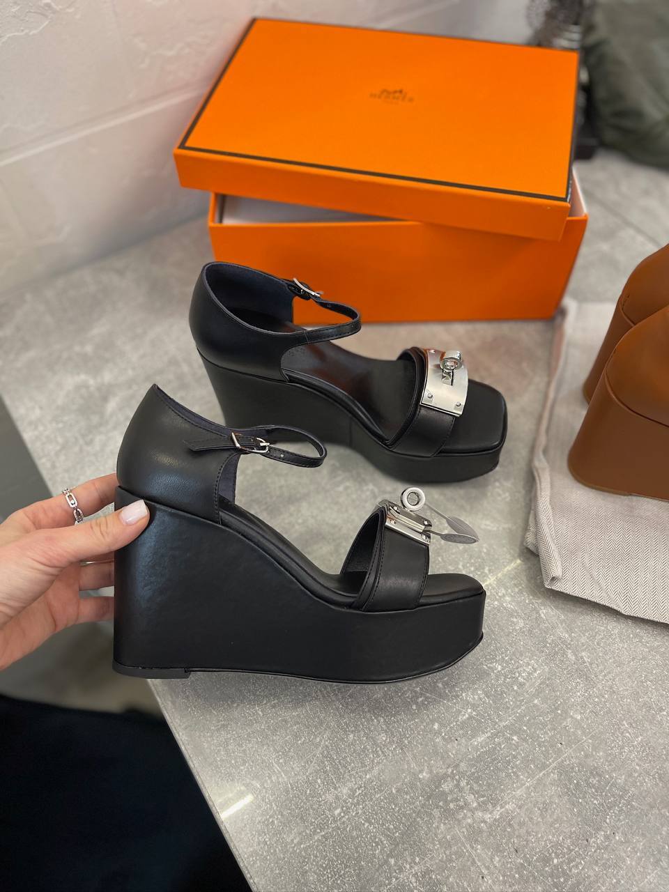 Коллекционные сандалии Hermes Hilda 80 BP-46631 Коллекционные сандалии Hermes Hilda 80 BP-46631